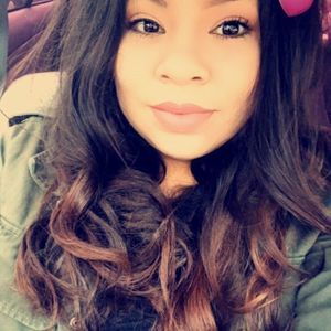 Meet your Posher, Lesly